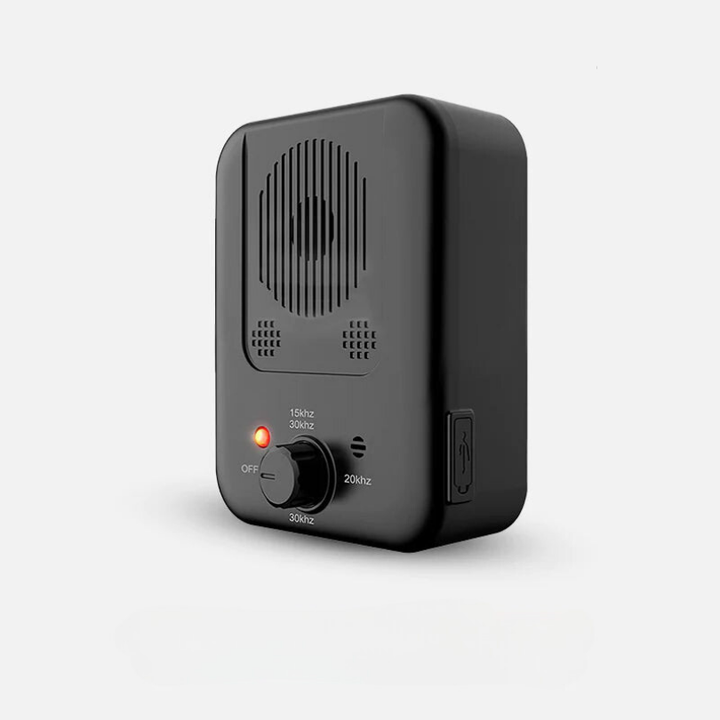 "Compact automatic bark stopper for dogs, uses ultrasonic technology, black and water-resistant, ideal for peace at home."