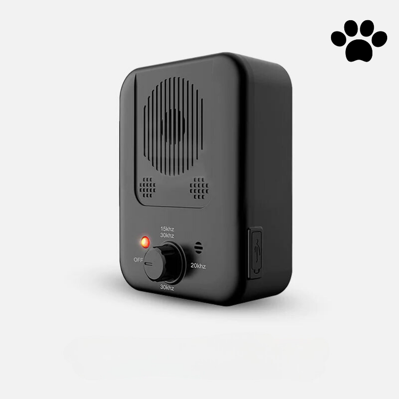 "Compact automatic bark stopper for dogs, uses ultrasonic technology, black and water-resistant, ideal for peace at home."
