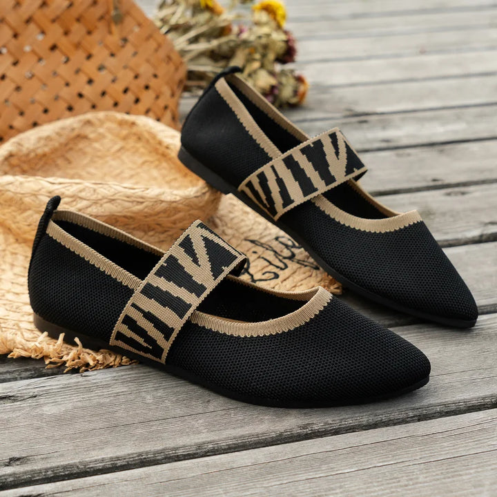 Elegant women's flat shoes with flexible support in versatile colors, designed for comfort and style in various settings.