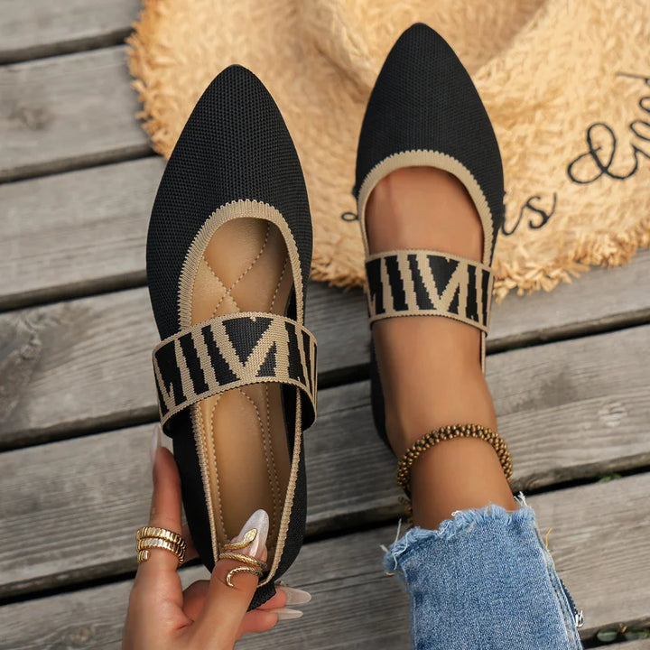 Elegant women's flat shoes with flexible support in versatile colors, designed for comfort and style in various settings.