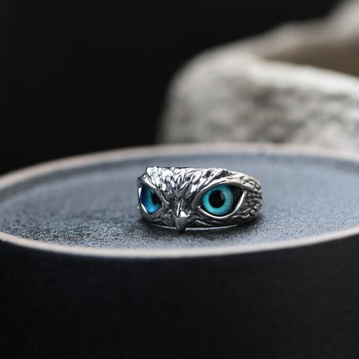 Women's adjustable ring with an owl eye design, copper vintage jewelry