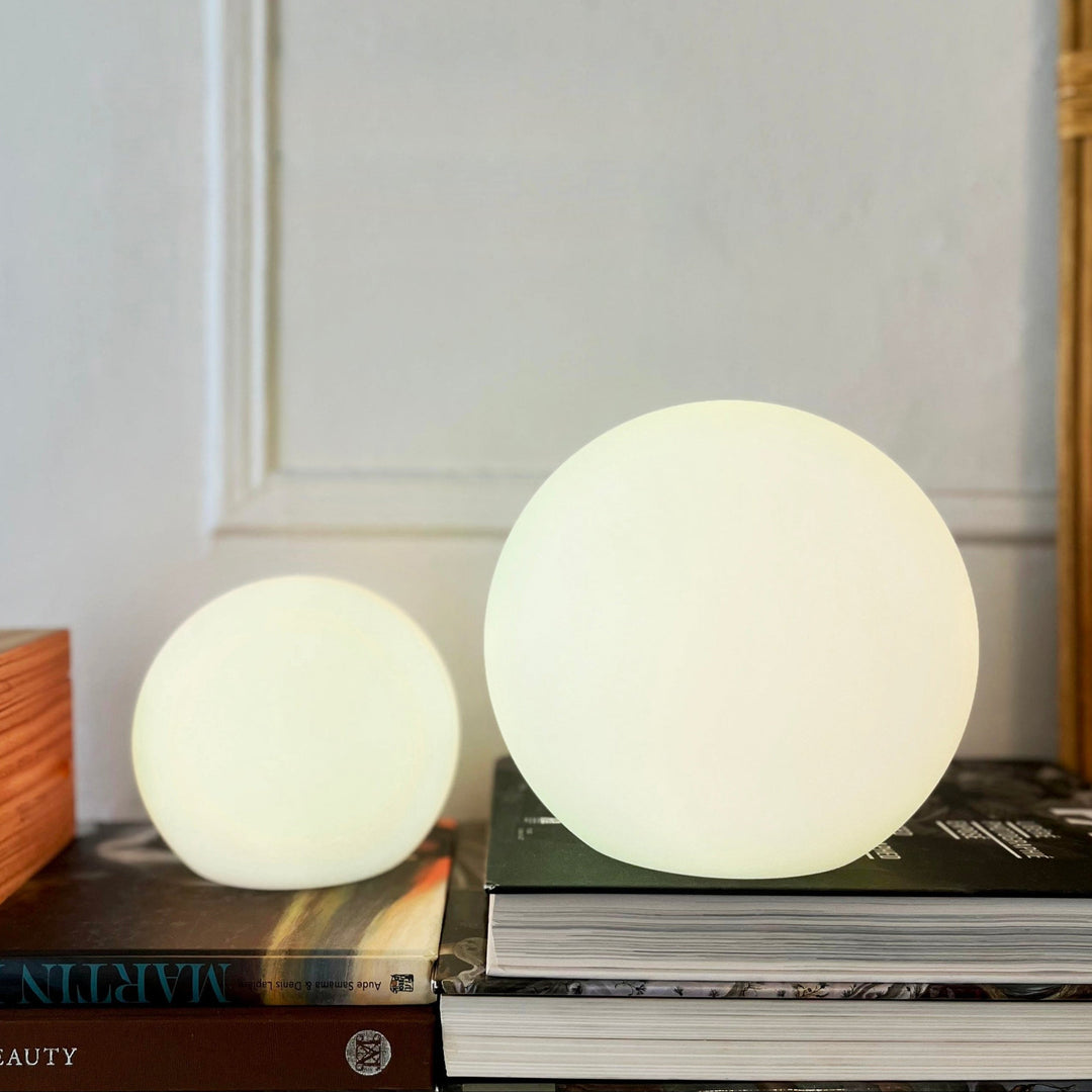 Cordless LED moon table lamp, orb shape, with 16 colors, portable, rechargeable, waterproof; perfect for home or outdoor use.