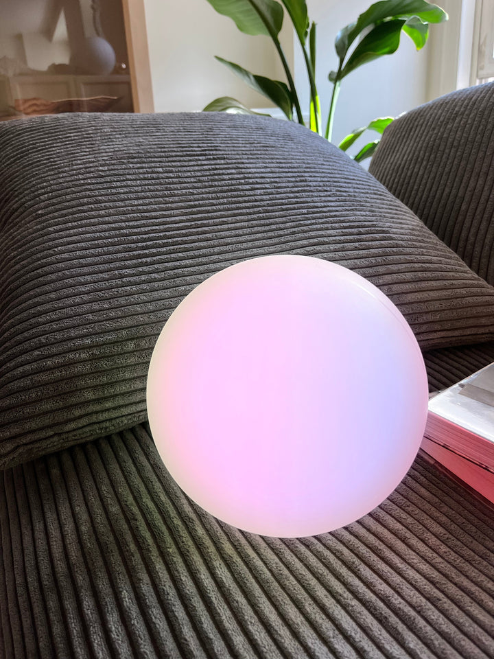Cordless LED moon table lamp, orb shape, with 16 colors, portable, rechargeable, waterproof; perfect for home or outdoor use.