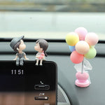 gray couple + balloon