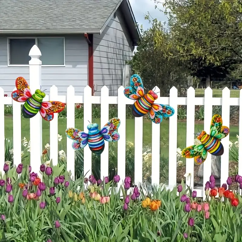 Charming bee decor for walls, a unique gift item for nature lovers & garden enthusiasts.