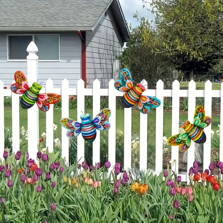 Charming bee decor for walls, a unique gift item for nature lovers & garden enthusiasts.