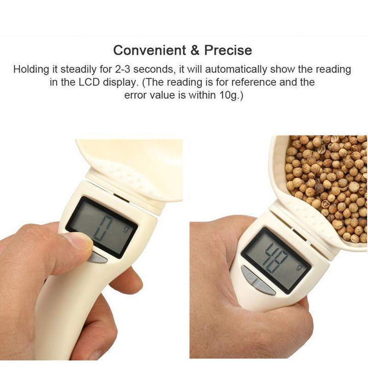Digital pet food scale with detachable scoop for easy cleaning and accurate portioning