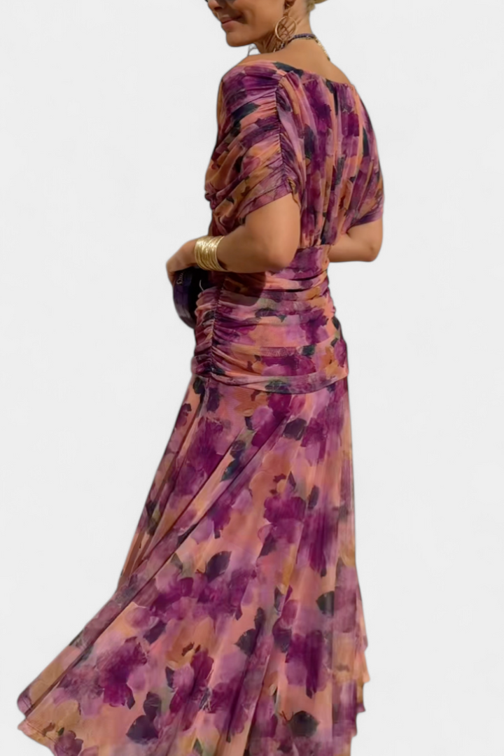 Versatile women's elegant floral maxi dress, ideal for summer parties and special occasions.