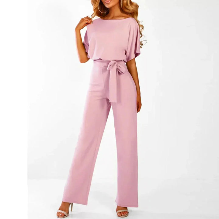 Versatile women's formal/casual jumpsuit, featuring a slim waist for an elegant and chic look.