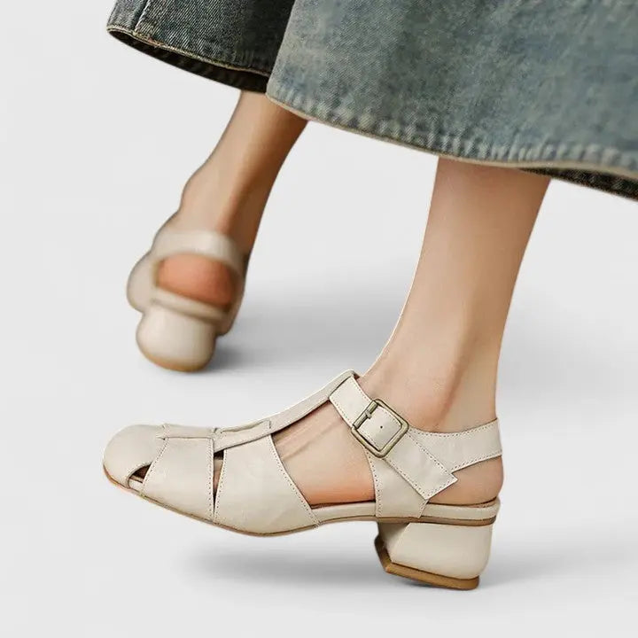 Fashionable women's block heel sandals, elegant strappy design with a square toe, perfect for summer chic.