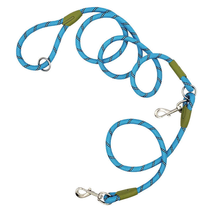 Close-up of the adjustable length feature on the hands-free dog leash, suitable for various dog sizes.