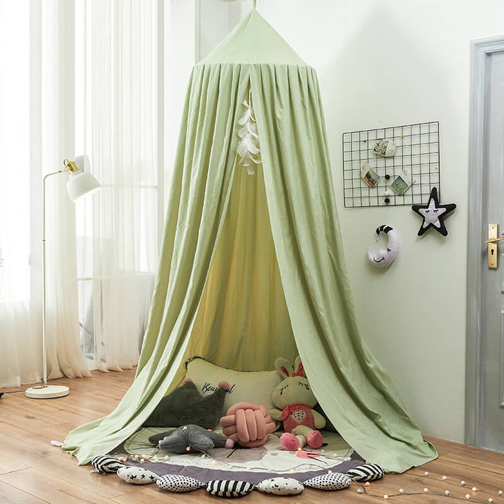 Magical polyester canopy for kids, creating a private and dreamy space for play & rest.