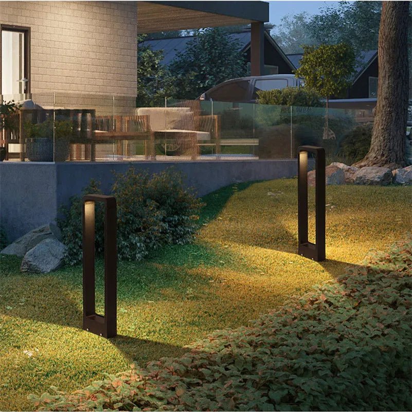 "LED waterproof garden ground light, IP65; sleek design, outdoor lighting for pathways and driveways, cast aluminum, durable.