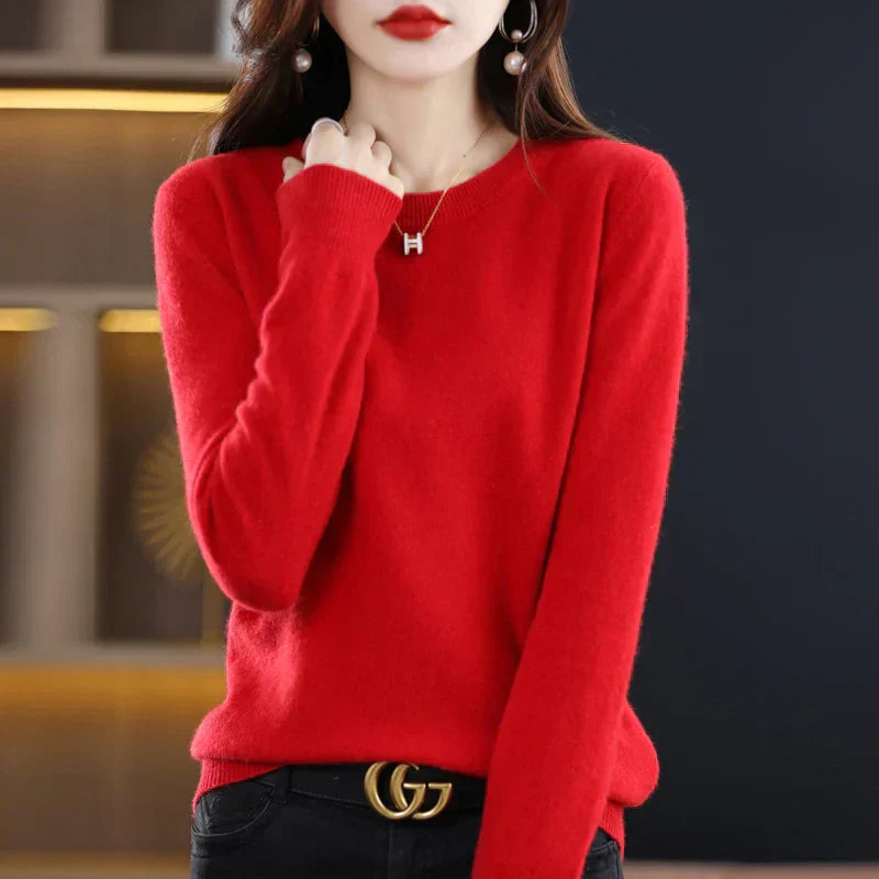 Comfortable women's soft crewneck sweater, a relaxed fit long-sleeve pullover for versatile fashion.