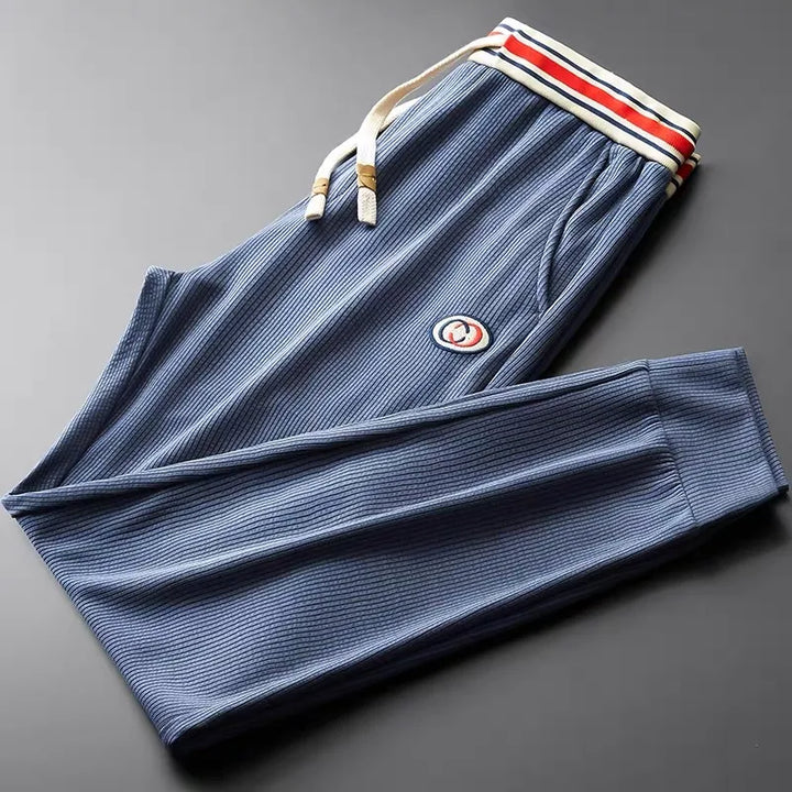Men's athletic joggers in black, perfect for activewear & casual comfort. Tailored fit for versatile style.