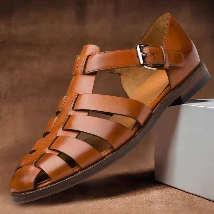 Close-up of men's adjustable buckle strap sandals, designed for ultimate comfort and secure daily wear in warm weather.