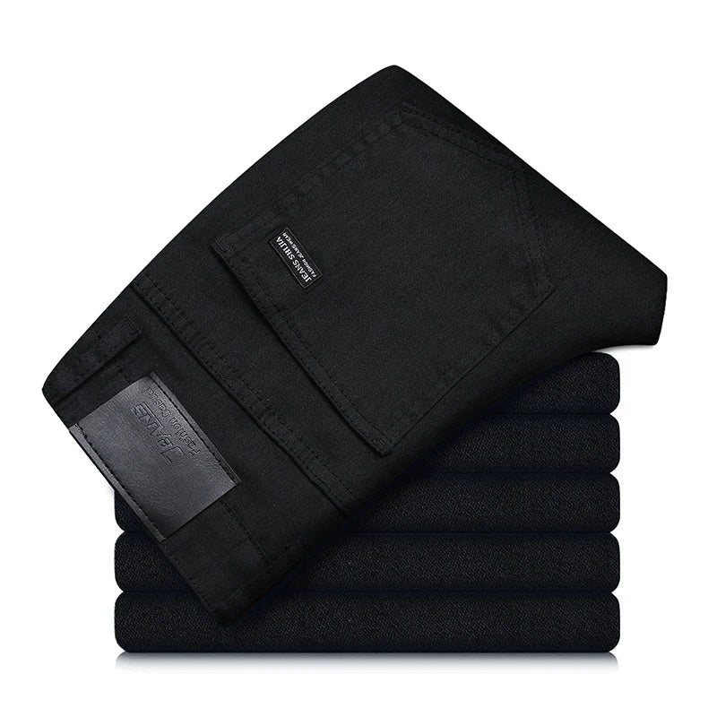 Stylish men's straight fit black jeans with stretch. Versatile pants perfect for everyday comfort and men's fashion.