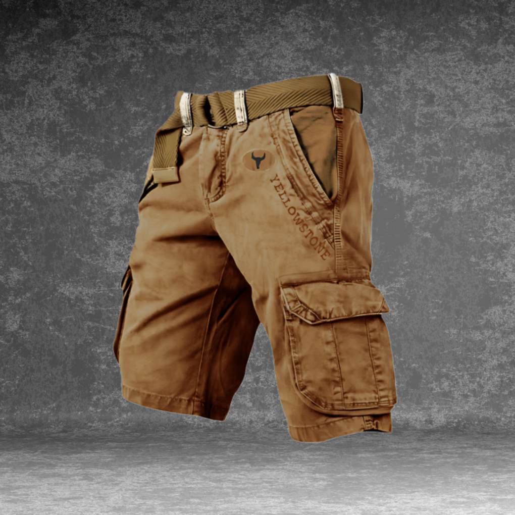 Comfortable men's everyday cargo shorts with ample pockets, combining fashion & practical utility.