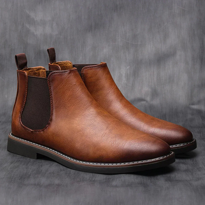 Men's classic Adrian Chelsea boots in brown leather, perfect for effortless autumn style & comfort.