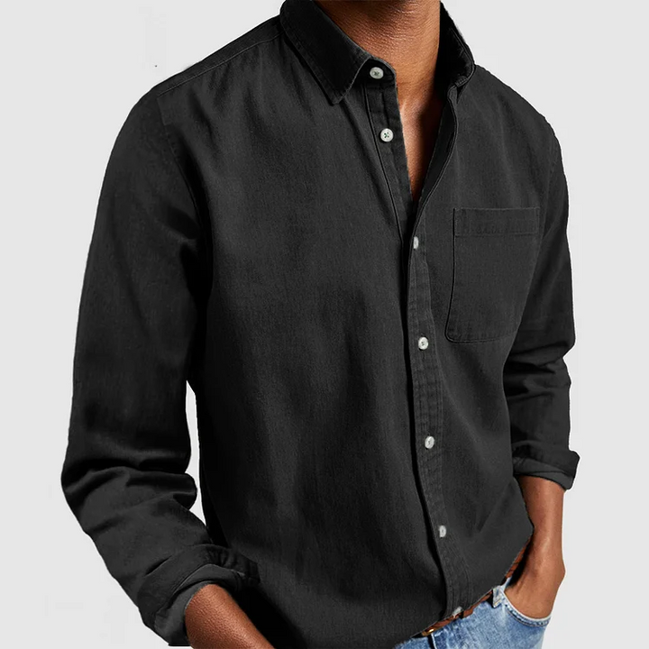 Men's everyday long sleeve button-down casual shirt. Regular fit for ultimate comfort and style.