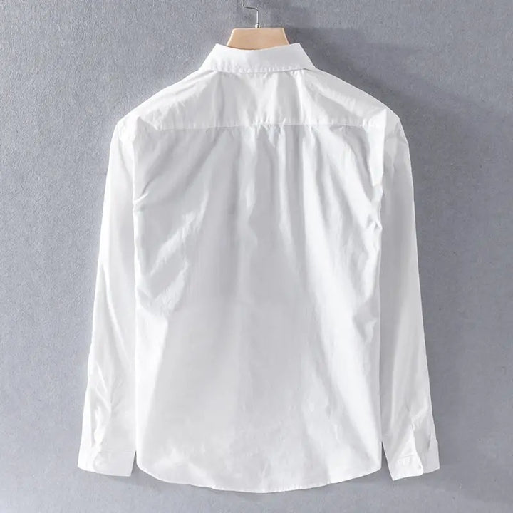 Modern men's short sleeve button-down stripe shirt, ideal for a refined yet casual summer look