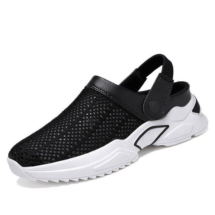 Close-up of the adjustable strap on men's orthopedic summer sandals.