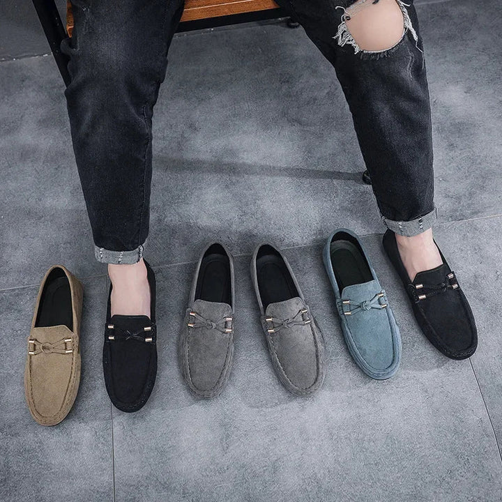 Close-up of the premium leather texture on men's breathable tassel loafers