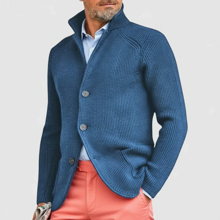 Modern men's ribbed button-front sweater. A versatile piece for everyday style.