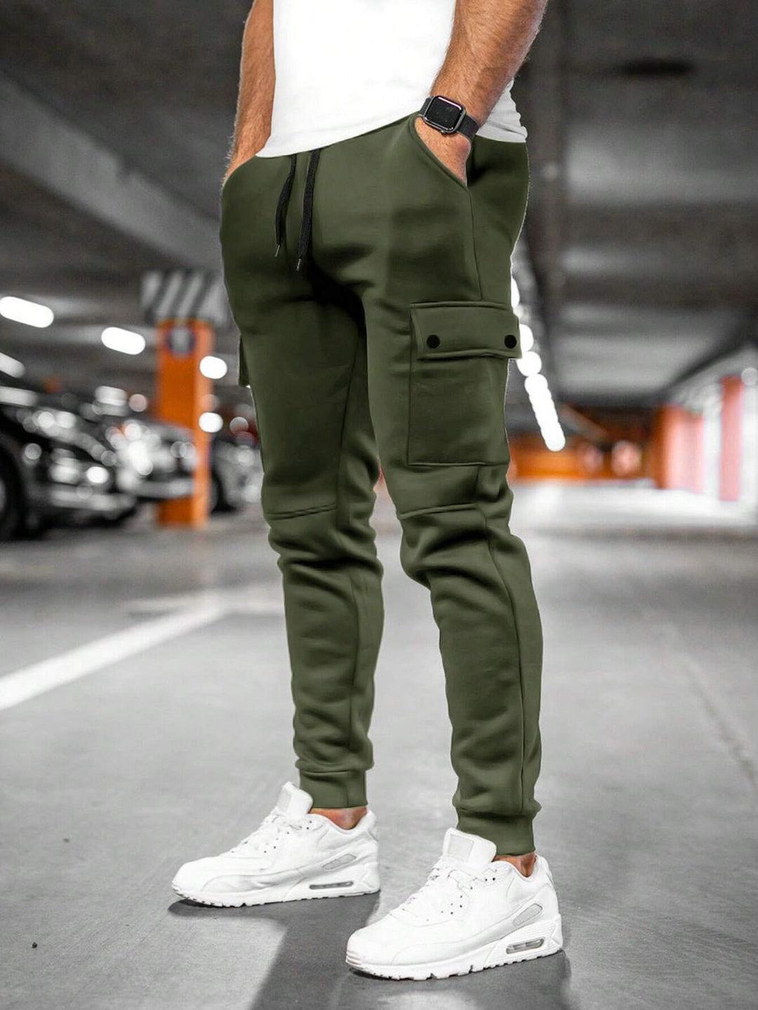 Soft & comfortable men's slim-fit streetwear joggers, great for relaxed fashion.