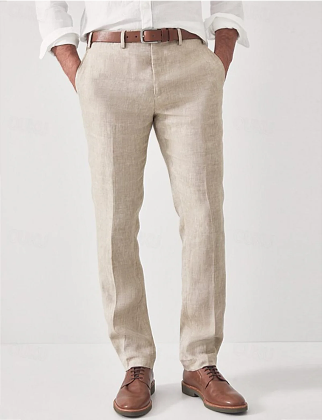 Polished men's summer dress trousers with a relaxed fit. Versatile smart casual pants, ideal for warm weather style.
