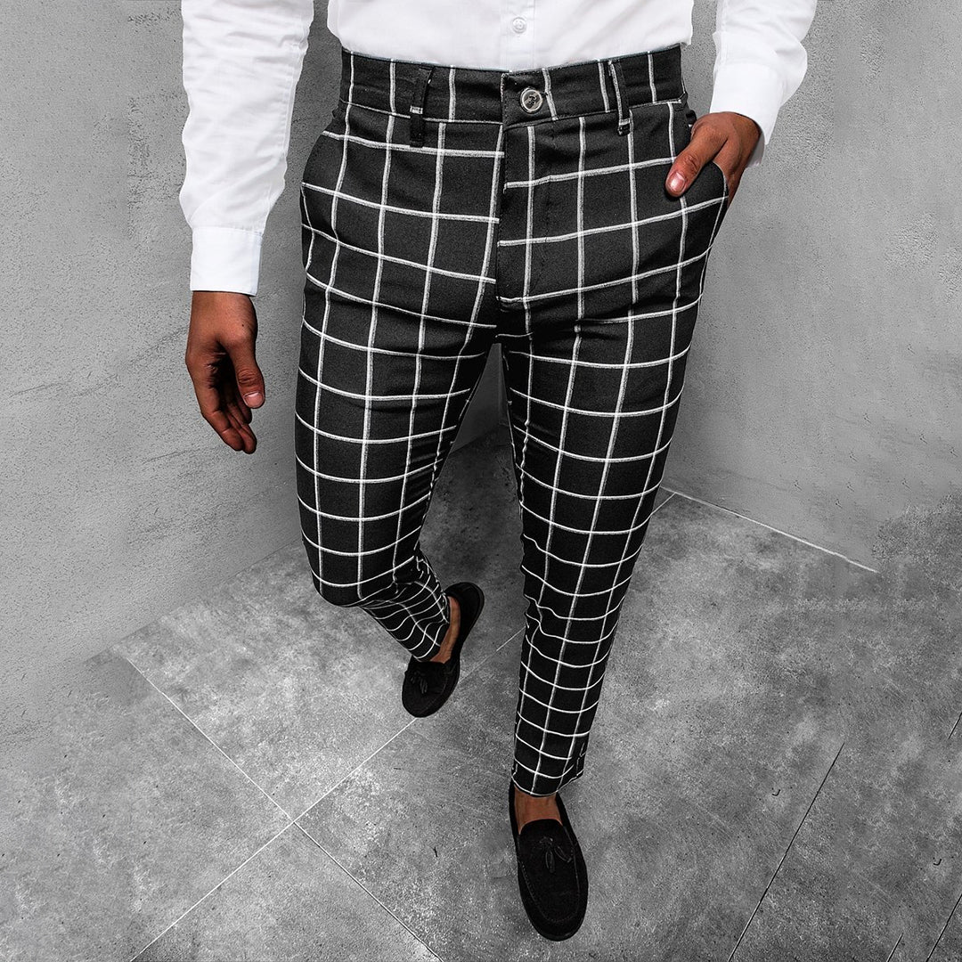 Men's tapered grid pattern trousers, perfect for modern business casual style