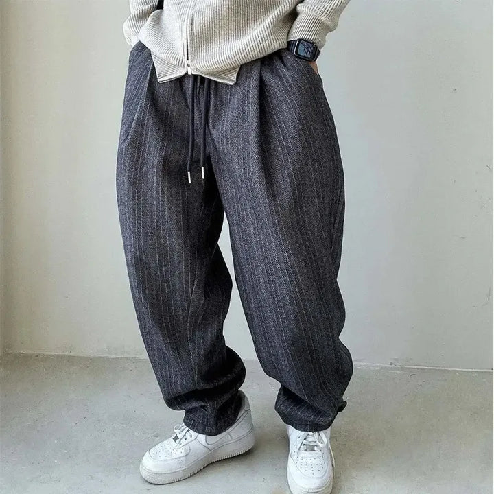 Men's Urban Drift Pants, relaxed fit for effortless style & comfort. Perfect for casual everyday wear.