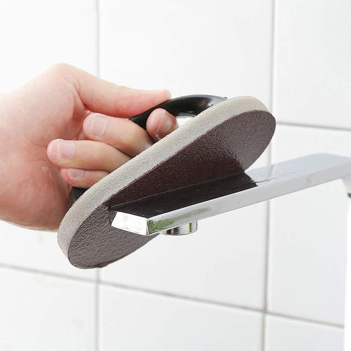 Close-up of nano ceram kitchen scrubber bristles and durable handle design