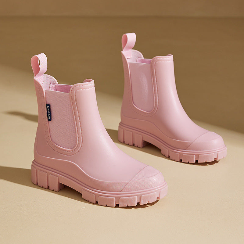 Selora waterproof mid-height rain boots for women, featuring anti-slip sole for safe outdoor adventures.