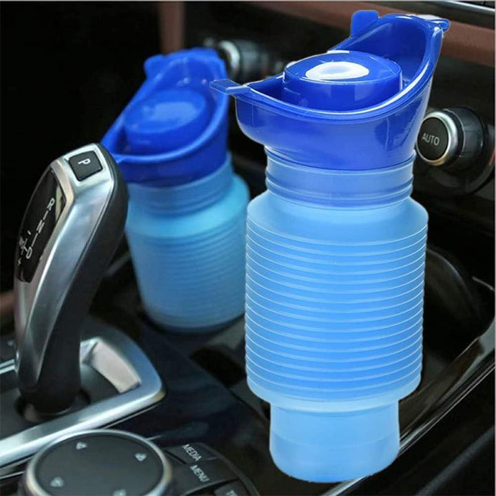Portable urinal for men and women, a hygienic solution for outdoor emergency use