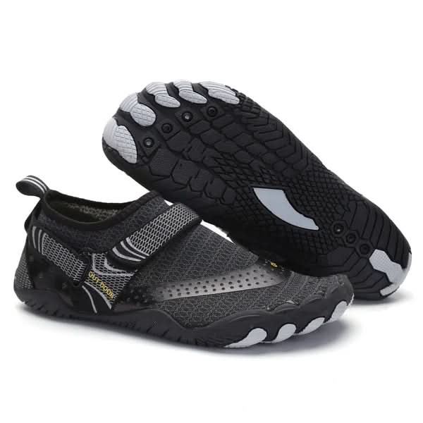 Athletic unisex outdoor barefoot water shoes. Lightweight, flexible design offers comfort & stability for hiking & beach.