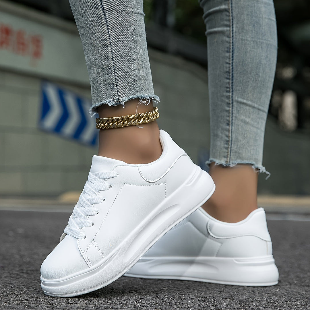 Orthopedic insole of comfort sneakers, engineered for superior arch support and effective foot pain relief.