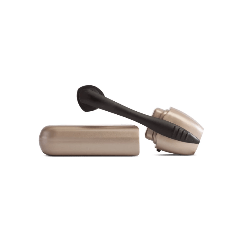 Unisex mini cleaning tool for eyeglasses, ensuring pristine lenses with its microfiber technology