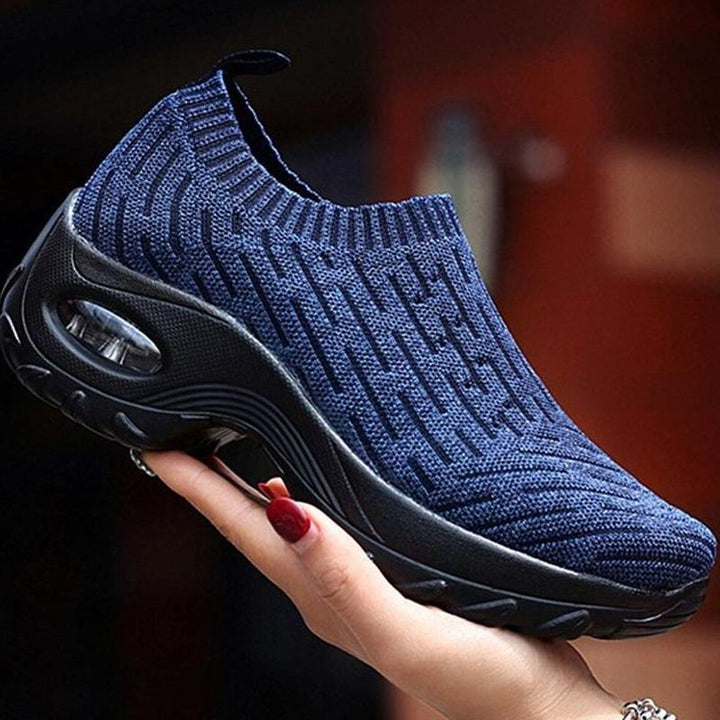 Front view of Women's Arch Support Comfort Sneakers, designed for maximum foot comfort
