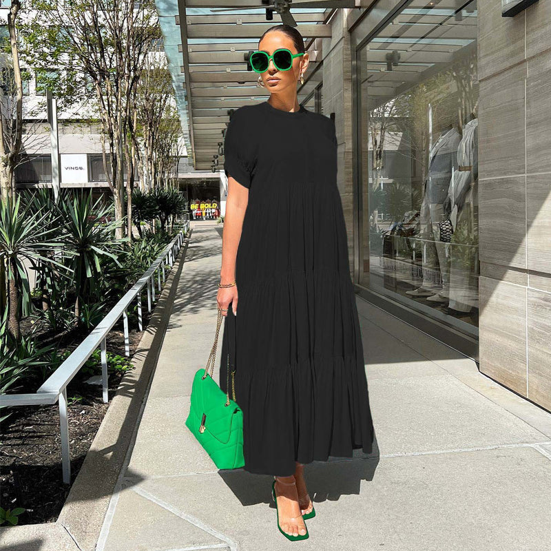 Fashionable women's tiered midi dress in spandex, a must-have for summer, offering a loose fit