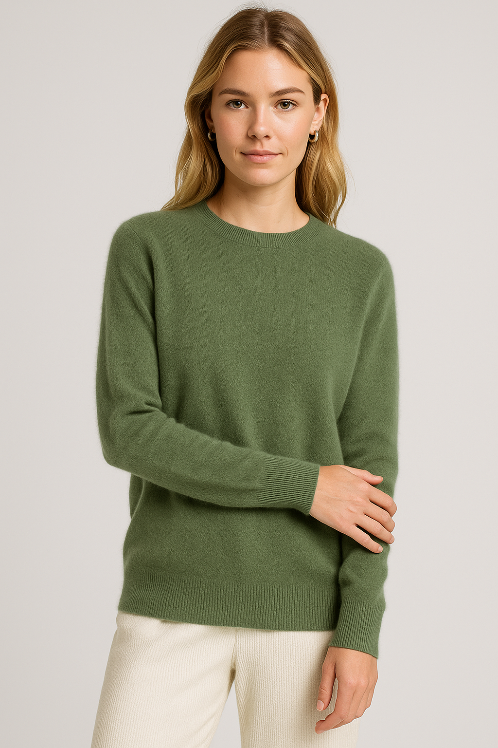 Everyday elegant women's crew neck sweater. Long sleeve basic top, ideal for fall & winter fashion.