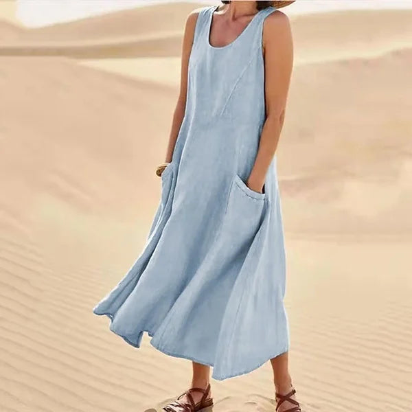 Chic women's casual dress with a flattering fit. Perfect for everyday wear and summer style.