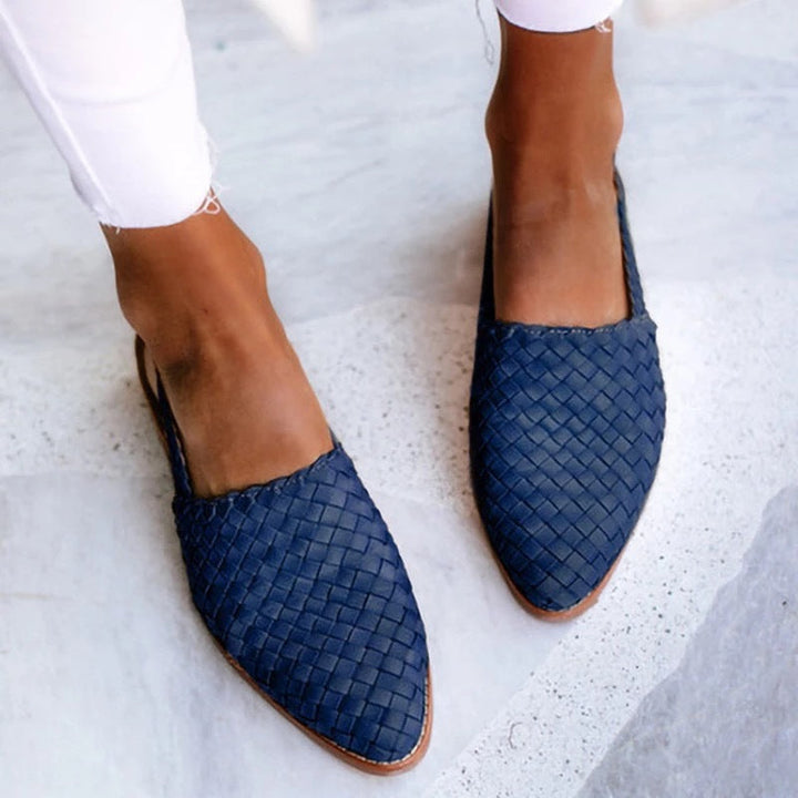 Everyday women's closed toe slip-on flat mules, comfortable and chic footwear for versatile styling.