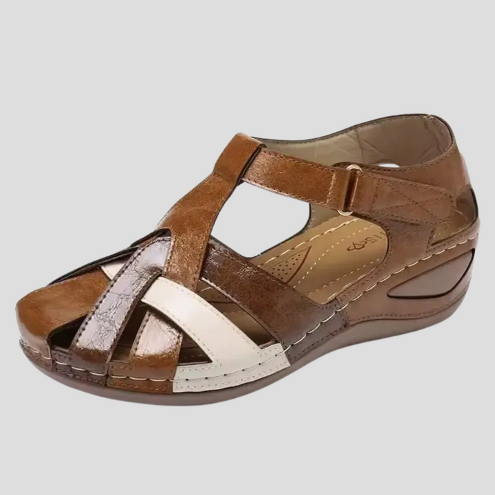 Stylish women's closed toe colorblock sandals, a versatile choice for casual spring outfits.
