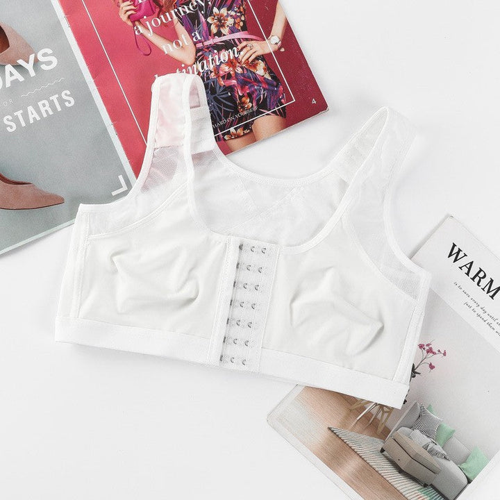 Packaging of women's adjustable front-hook support bra, ready for delivery