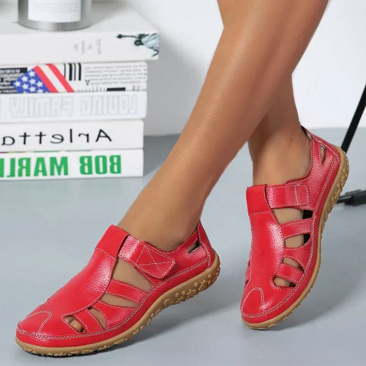 Modern women's open-toe sandals, featuring comfortable balance support for daily fashion.