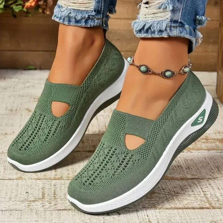 Women's comfortable slip-on sneakers, perfect for daily wear and casual walking.