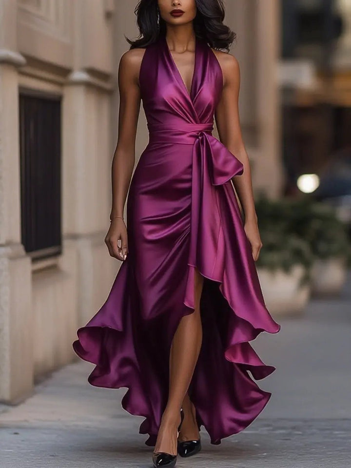 Versatile women's halter neck formal dress, a sleeveless maxi gown suitable for any special occasion.
