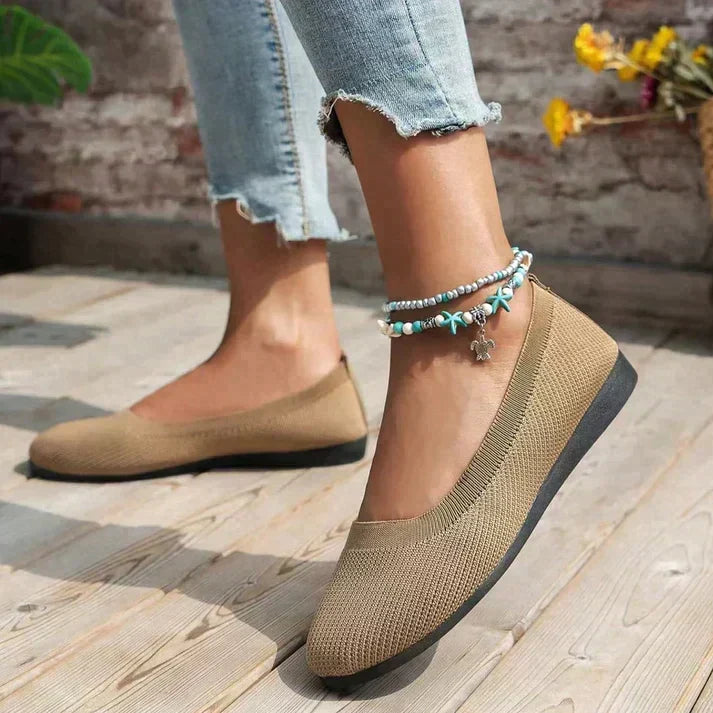 Women's orthopedic ballet flats, blending stylish design with advanced foot support & all-day comfort.