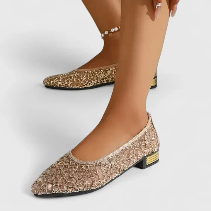 Lightweight women's orthopedic shoes for comfort & foot support. Breathable, non-slip sole.